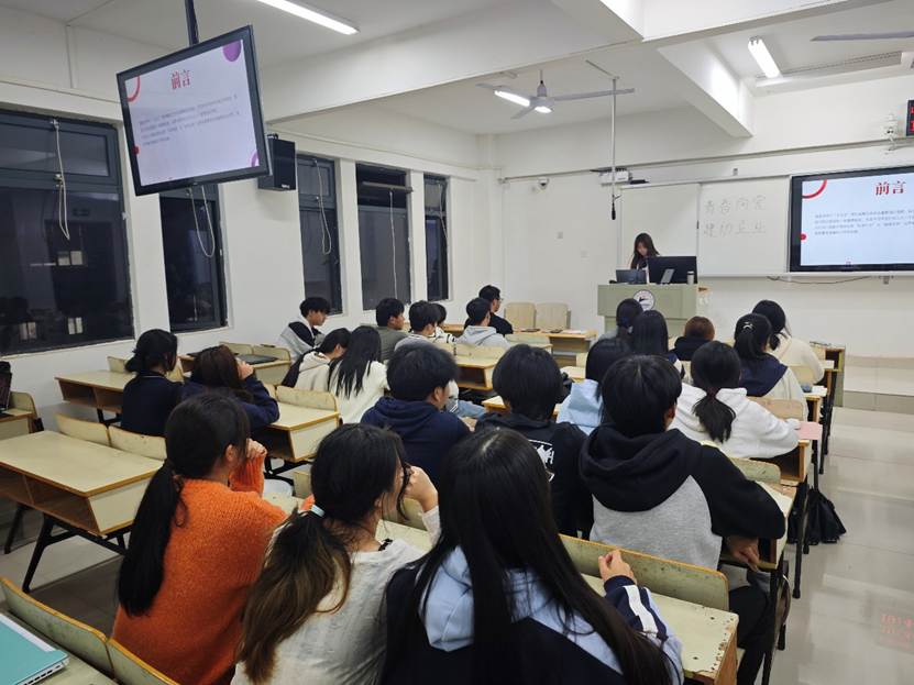 会议室里的人们AI 生成的内容可能不正确。